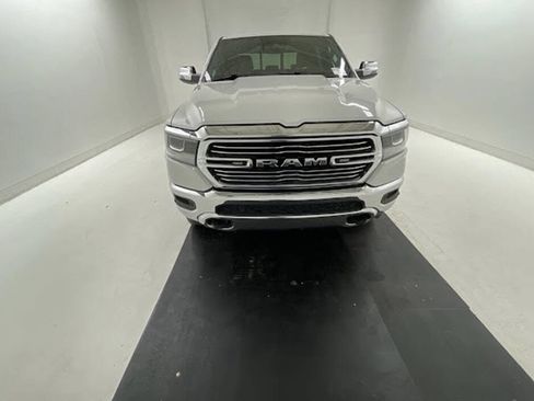 Used 2023 RAM 1500 Laramie AWD/4WD image 2