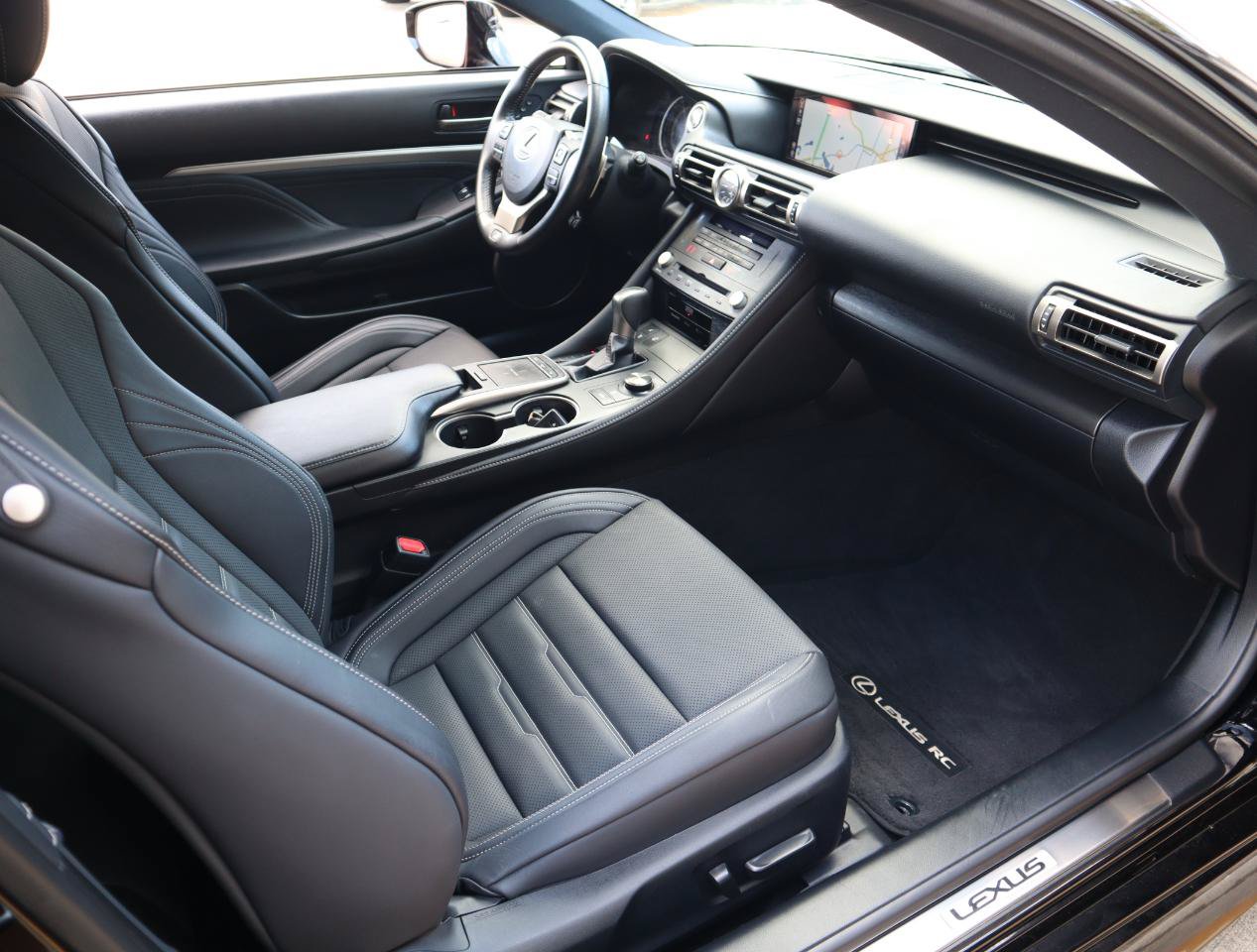 Used 2019 Lexus RC 350 F Sport w/ Accessory Package RWD image 18