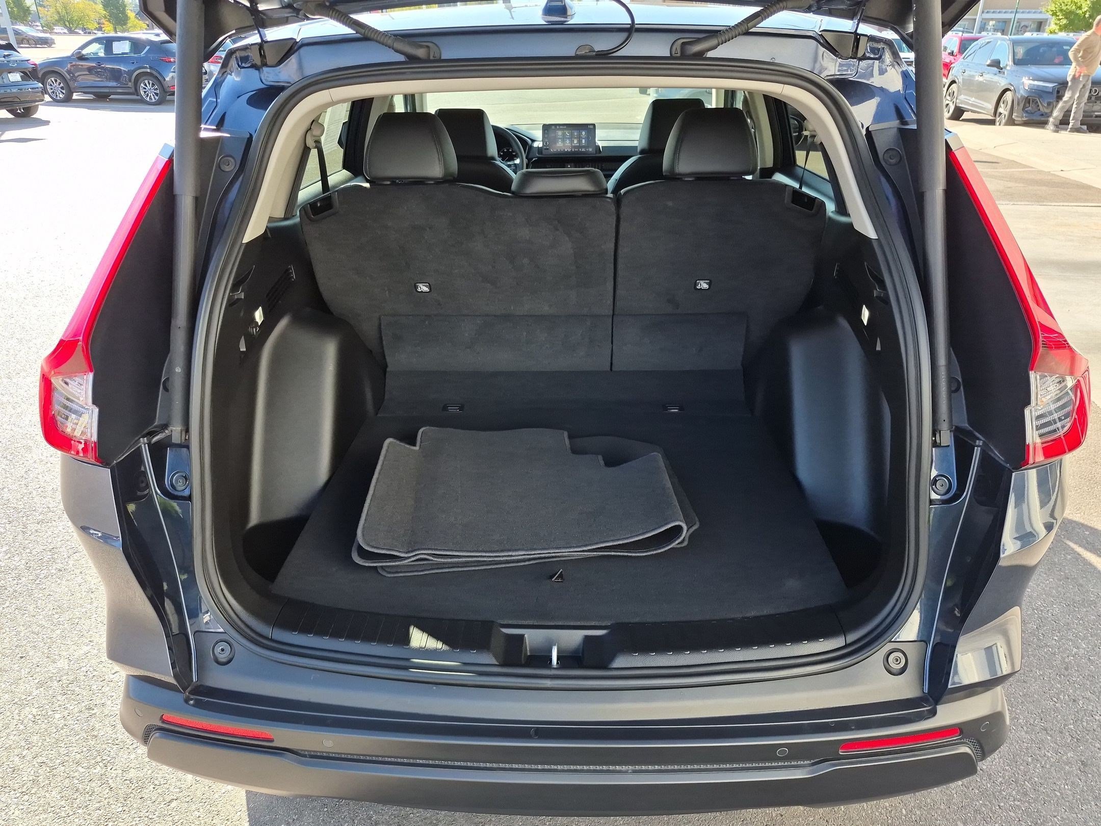 Used 2023 Honda CR-V EX-L image 32