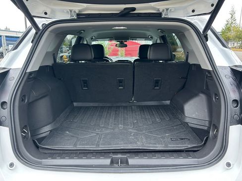 Used 2021 GMC Terrain SLT image 24