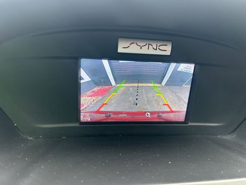 Used 2017 Ford Escape SE image 23