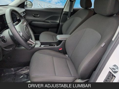 Used 2025 Hyundai Kona SEL image 14