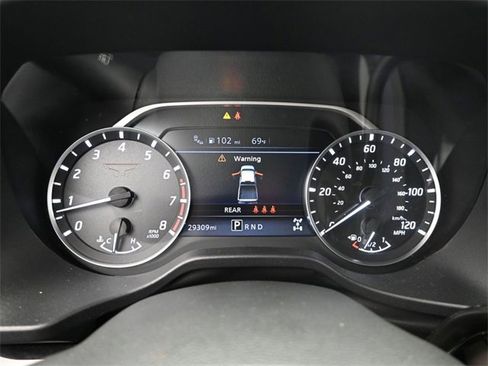 Used 2024 Nissan Titan SV w/ SV Utility Package image 19