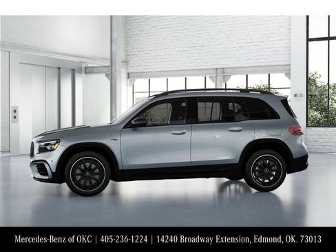 New 2026 Mercedes-Benz GLB 35 AMG 4MATIC image 35