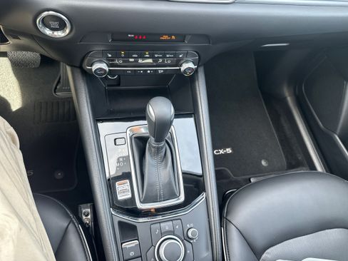 Certified 2025 MAZDA CX-5 AWD 2.5 S w/ Select Package image 15