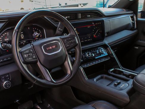 Used 2024 GMC Sierra 2500 AT4 w/ Technology Package image 15