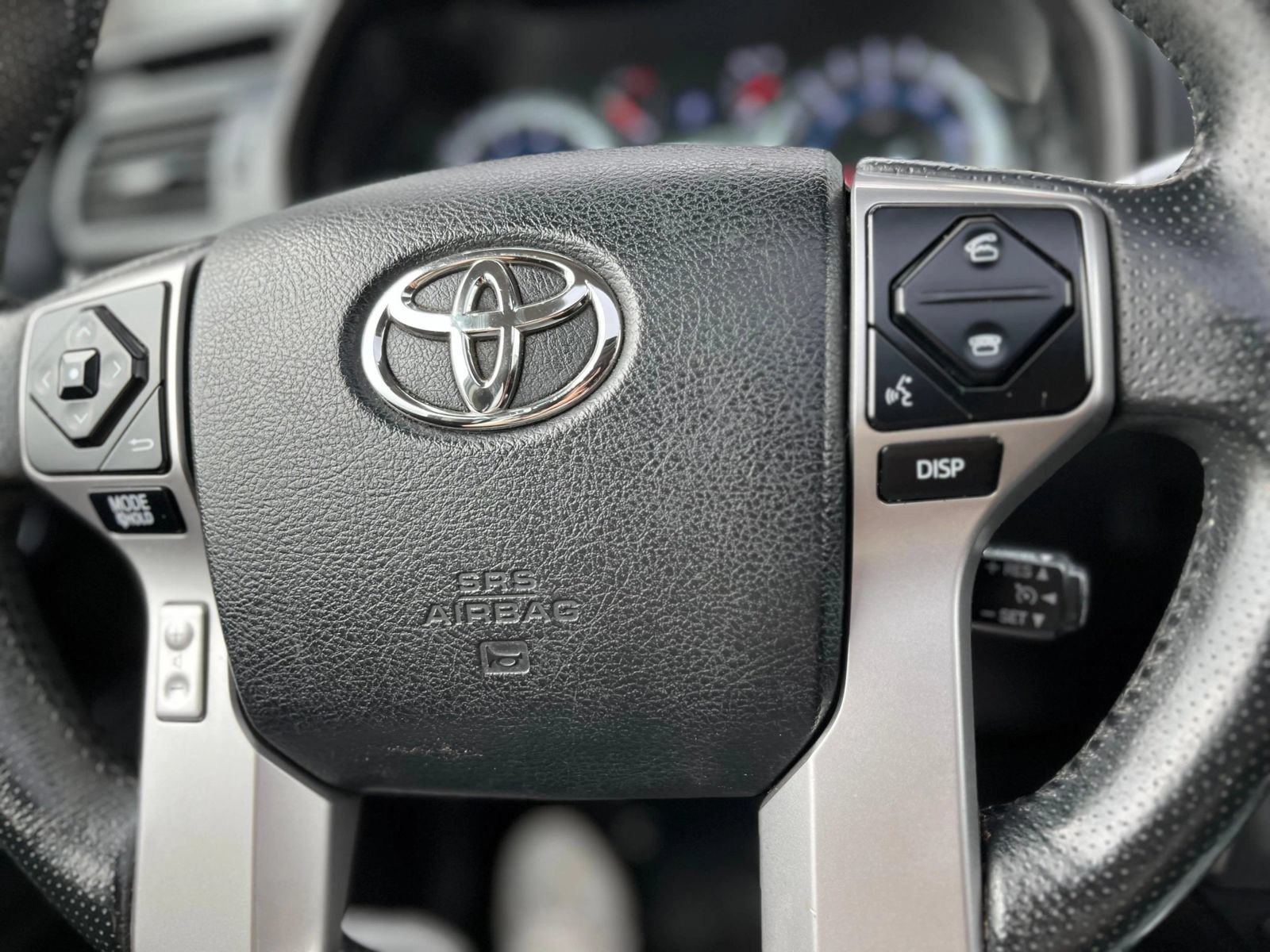 Used 2014 Toyota 4Runner Limited AWD/4WD image 17