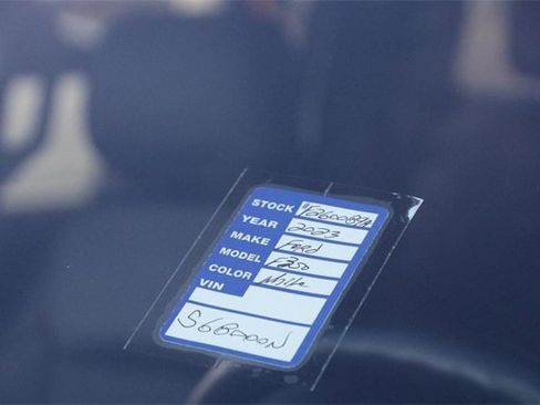 Certified 2023 Ford F350 Lariat w/ Lariat Ultimate Package image 28