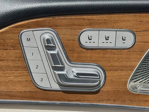 Used 2022 Mercedes-Benz GLS 450 4MATIC image 27