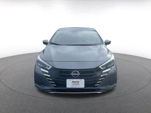 Used 2025 Nissan Versa SV w/ Trunk Package image 4