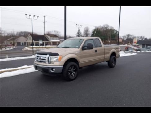 Used 2011 Ford F150 XLT w/ XLT Convenience Pkg image 1