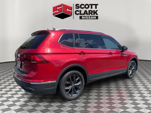 Used 2023 Volkswagen Tiguan SE AWD/4WD image 6