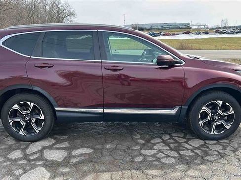Used 2018 Honda CR-V Touring image 1