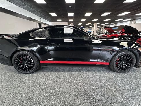 Used 2015 Ford Mustang GT Premium w/ GT Performance Package RWD image 6