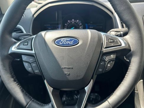 Used 2024 Ford Edge SEL w/ Convenience Package AWD/4WD image 16