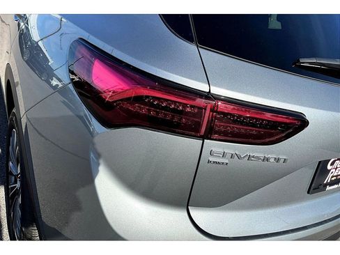 Used 2025 Buick Envision Preferred AWD/4WD image 22