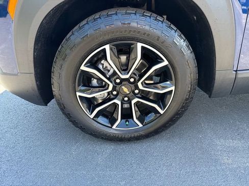 Used 2023 Chevrolet TrailBlazer ACTIV w/ Convenience Package FWD image 9