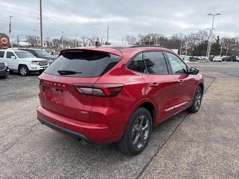 Certified 2024 Ford Escape ST-Line Select w/ Tech Pack #2 image 7
