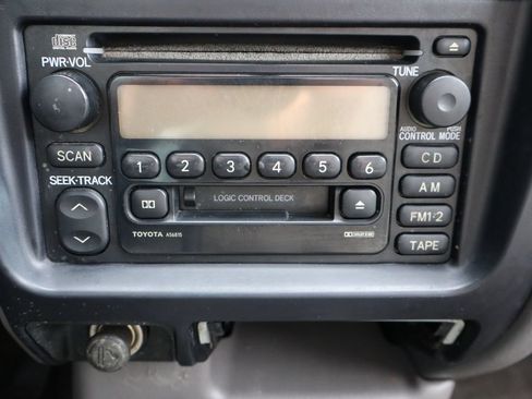 Used 2003 Toyota Tacoma 4x4 Regular Cab image 24