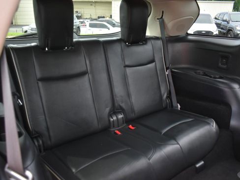 Used 2019 INFINITI QX60 Pure AWD/4WD image 28