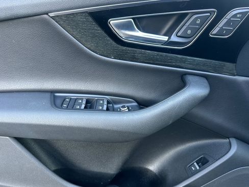 Used 2017 Audi Q7 2.0T Premium image 12