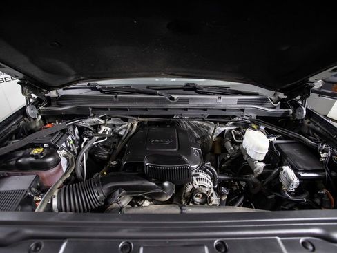 Used 2017 GMC Sierra 3500 Denali image 48