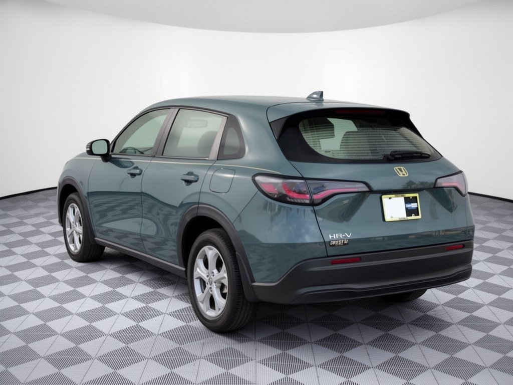 Used 2023 Honda HR-V LX image 3