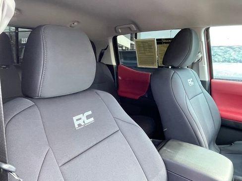 Used 2023 Toyota Tacoma SR5 w/ Technology Package image 27