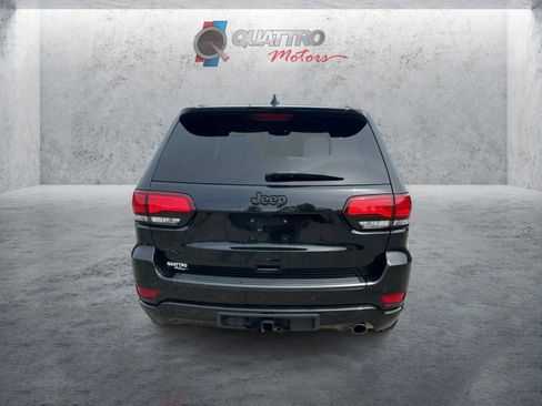 Used 2021 Jeep Grand Cherokee Laredo X AWD/4WD image 4