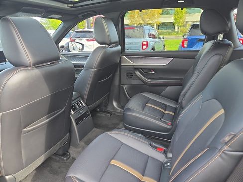Used 2025 MAZDA CX-90 Plug-In Hybrid w/ Premium Plus AWD/4WD image 14