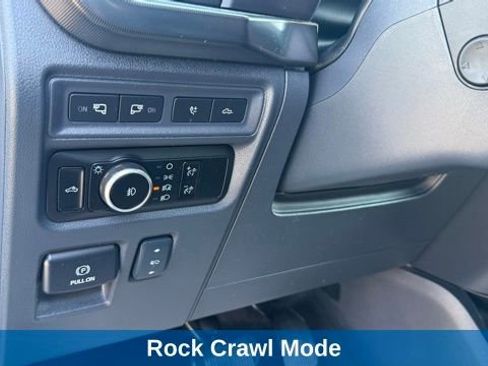 Used 2024 Ford F150 Platinum w/ FX4 Off-Road Package AWD/4WD image 11