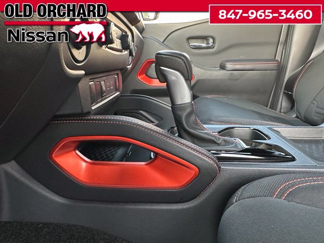 Used 2025 Nissan Frontier PRO-4X AWD/4WD image 15