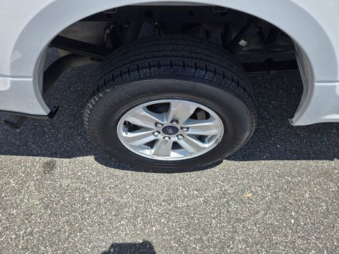 Used 2016 Ford F150 XLT image 10