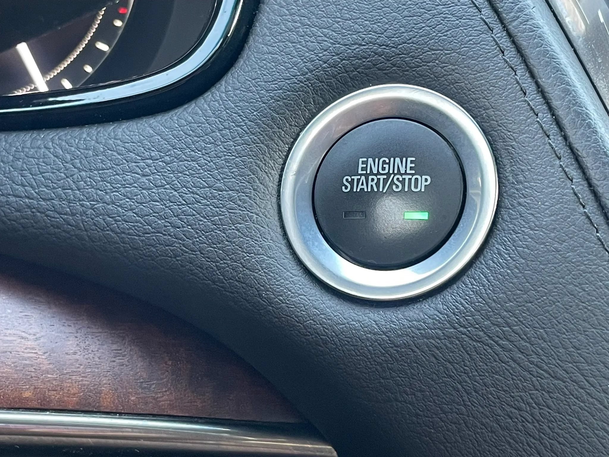 Used 2019 Cadillac CTS Luxury RWD image 33
