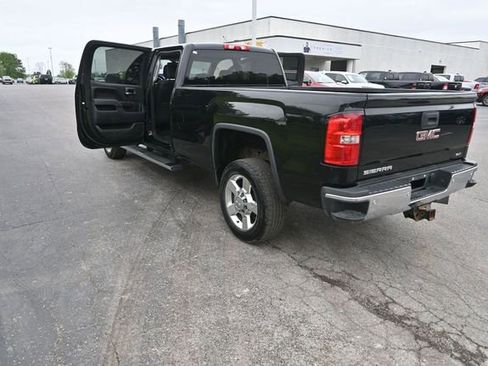 Used 2016 GMC Sierra 2500 SLT w/ Duramax Plus Package AWD/4WD image 39