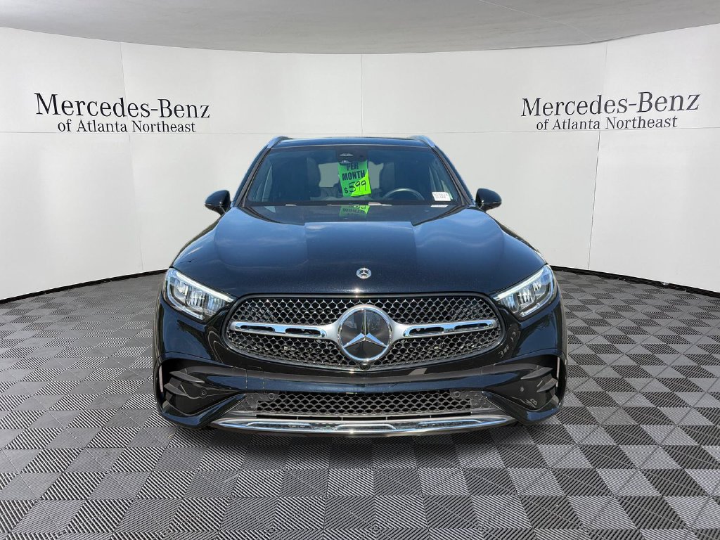Used 2026 Mercedes-Benz GLC 300 image 2