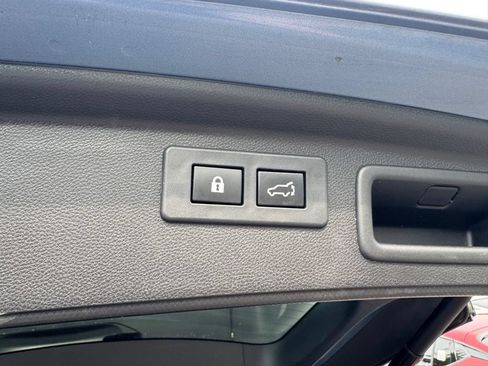 Used 2021 Subaru Forester Touring AWD/4WD image 37
