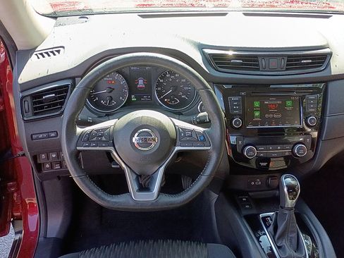 Used 2019 Nissan Rogue SV w/ Premium Package AWD/4WD image 11