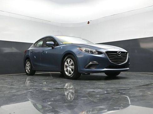 Used 2016 MAZDA MAZDA3 i Sport FWD image 43