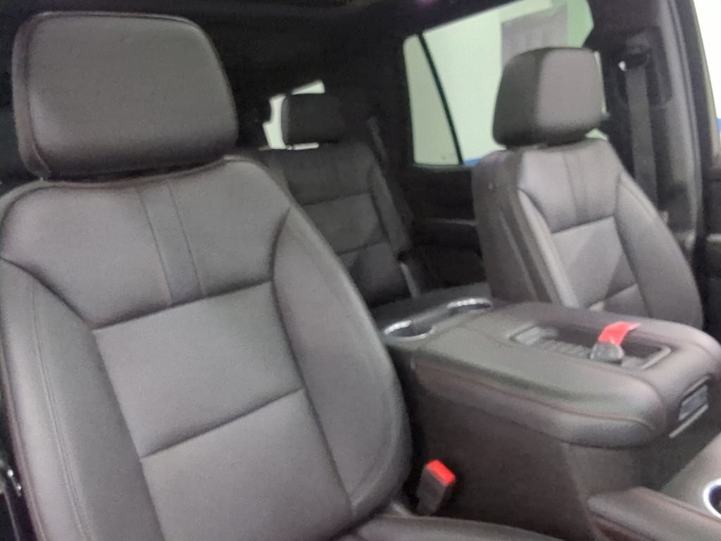 Used 2023 Chevrolet Tahoe RST w/ Luxury Package AWD/4WD image 41