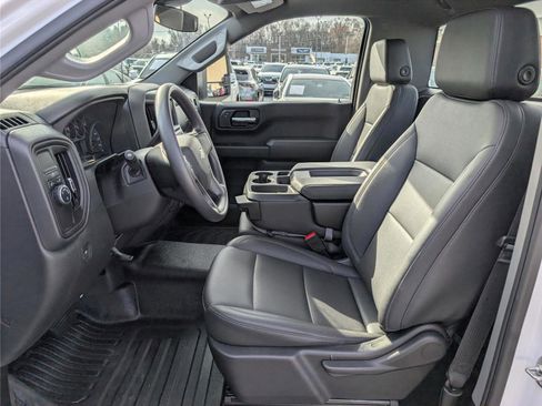 Used 2025 Chevrolet Silverado 1500 W/T w/ Trailering Package image 13