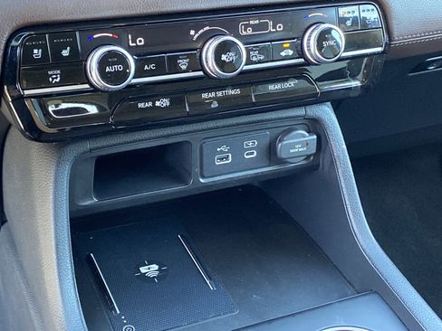 Used 2023 Honda Pilot Elite image 36