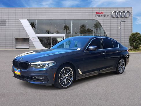 Used 2018 BMW 530i image 1