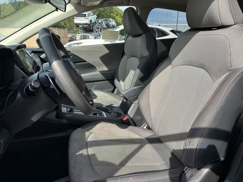 Used 2024 Subaru Crosstrek 2.0i Premium image 35