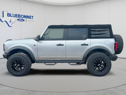 Used 2021 Ford Bronco Black Diamond AWD/4WD image 8