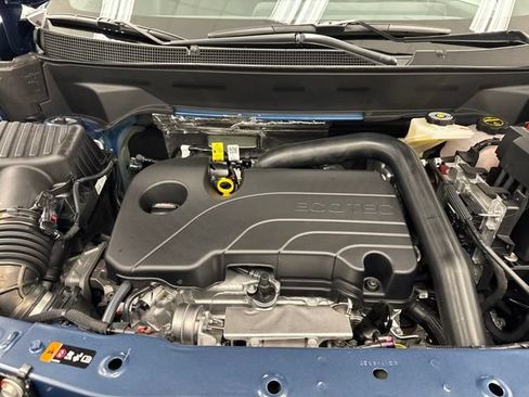 New 2026 Chevrolet Equinox LT w/ Safety and Technology Package FWD image 39