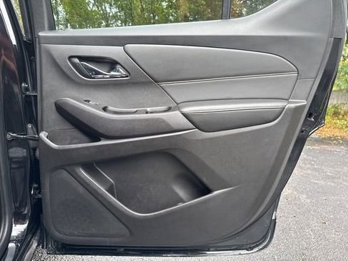 Used 2018 Chevrolet Traverse Premier w/ Driver Confidence II Package image 27