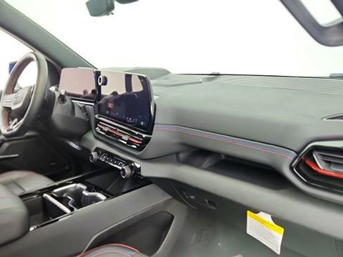 Used 2025 Chevrolet Silverado EV RST image 24