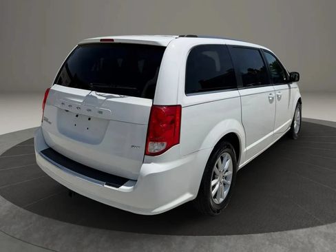 Used 2020 Dodge Grand Caravan SXT FWD image 7