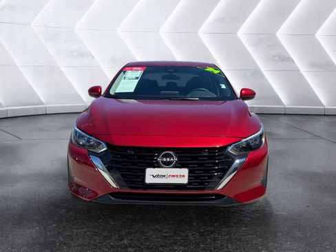 Used 2024 Nissan Sentra SV FWD image 2